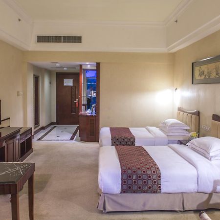 Phoenix Hotel Wuyi Jiangmen Exterior photo